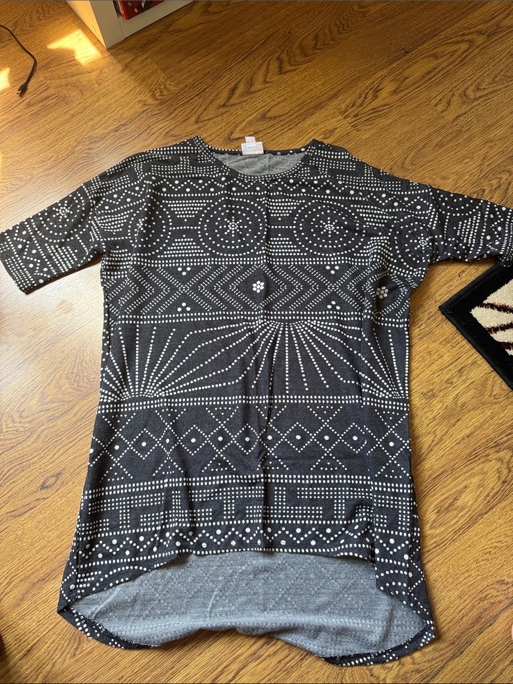 LuLaRoe Black and White Dot Maze Tunic